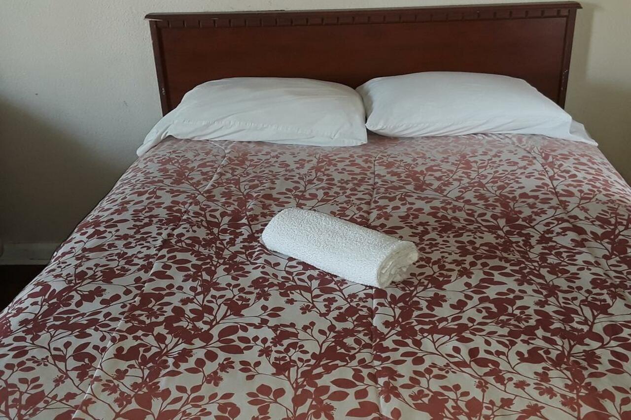 Miami Springs Inn Bagian luar foto