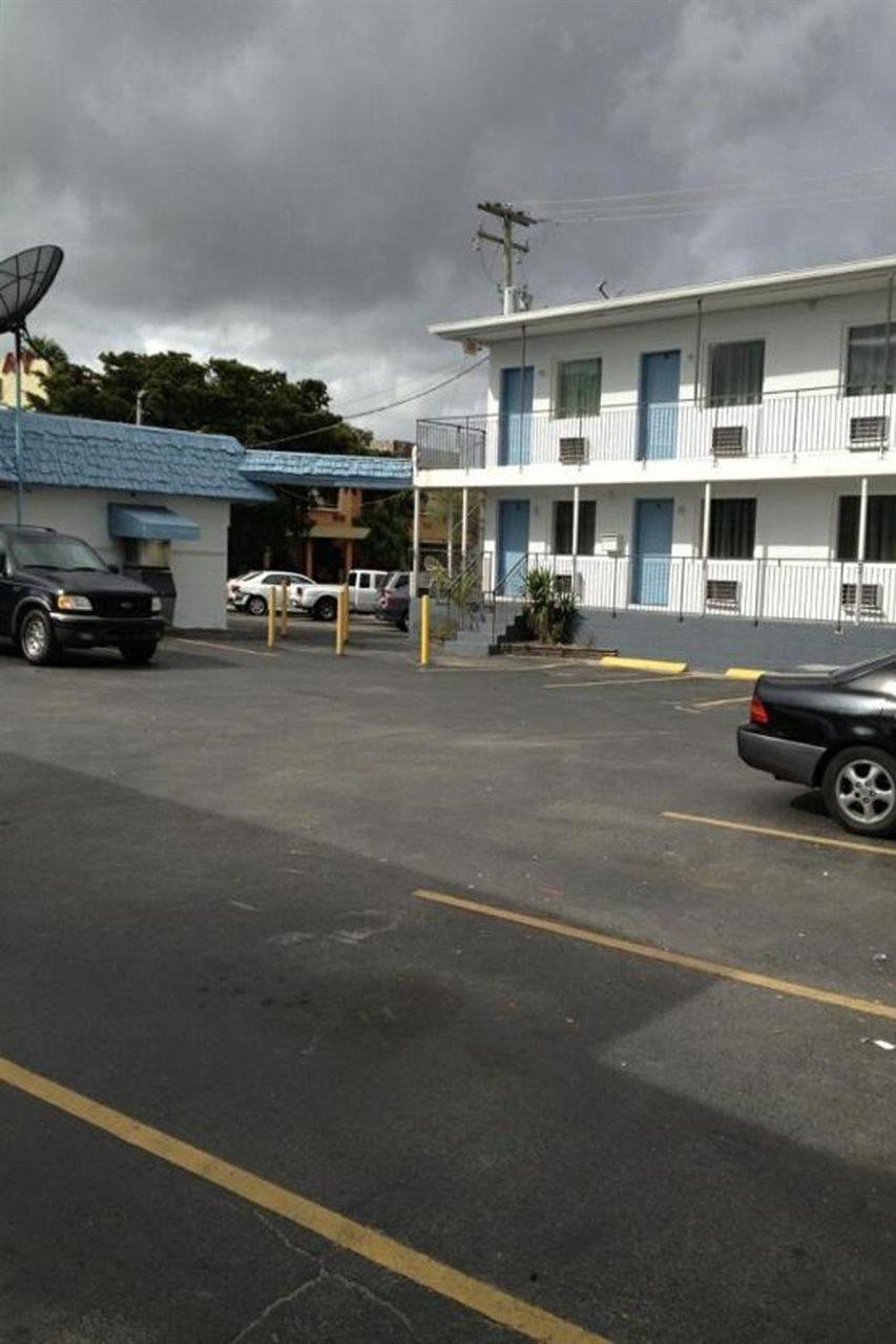 Miami Springs Inn Bagian luar foto